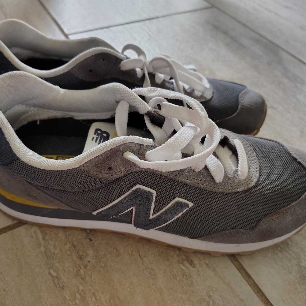 New Balance Gray & White Retro Runner Sneakers